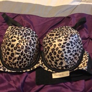 Cacique 38C bra